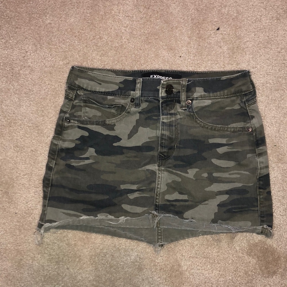 Express Camo Skirt